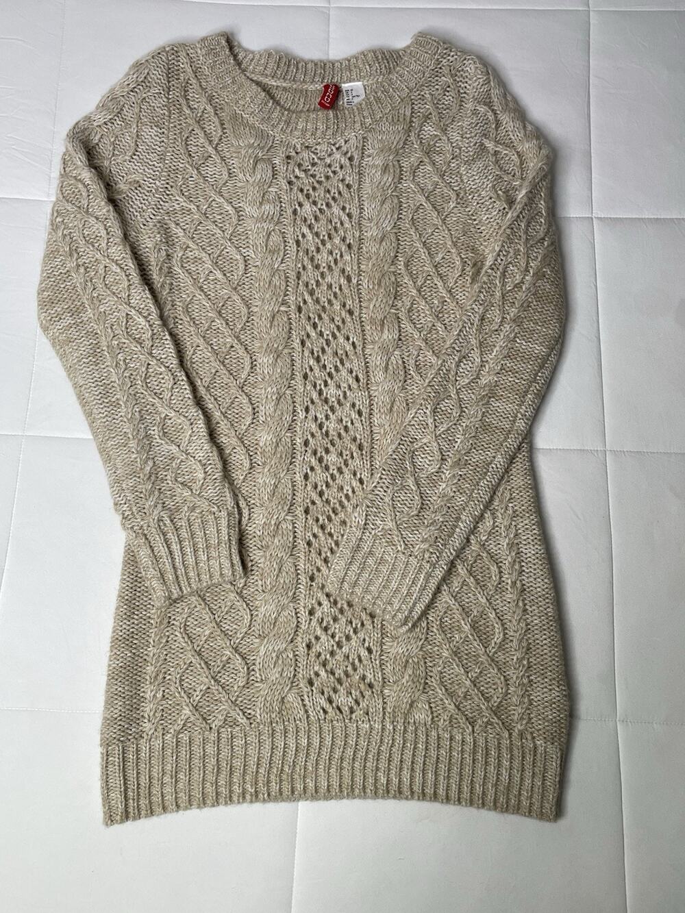H&M Divided Women’s Size 2 Beige Cable Knit Sweater
